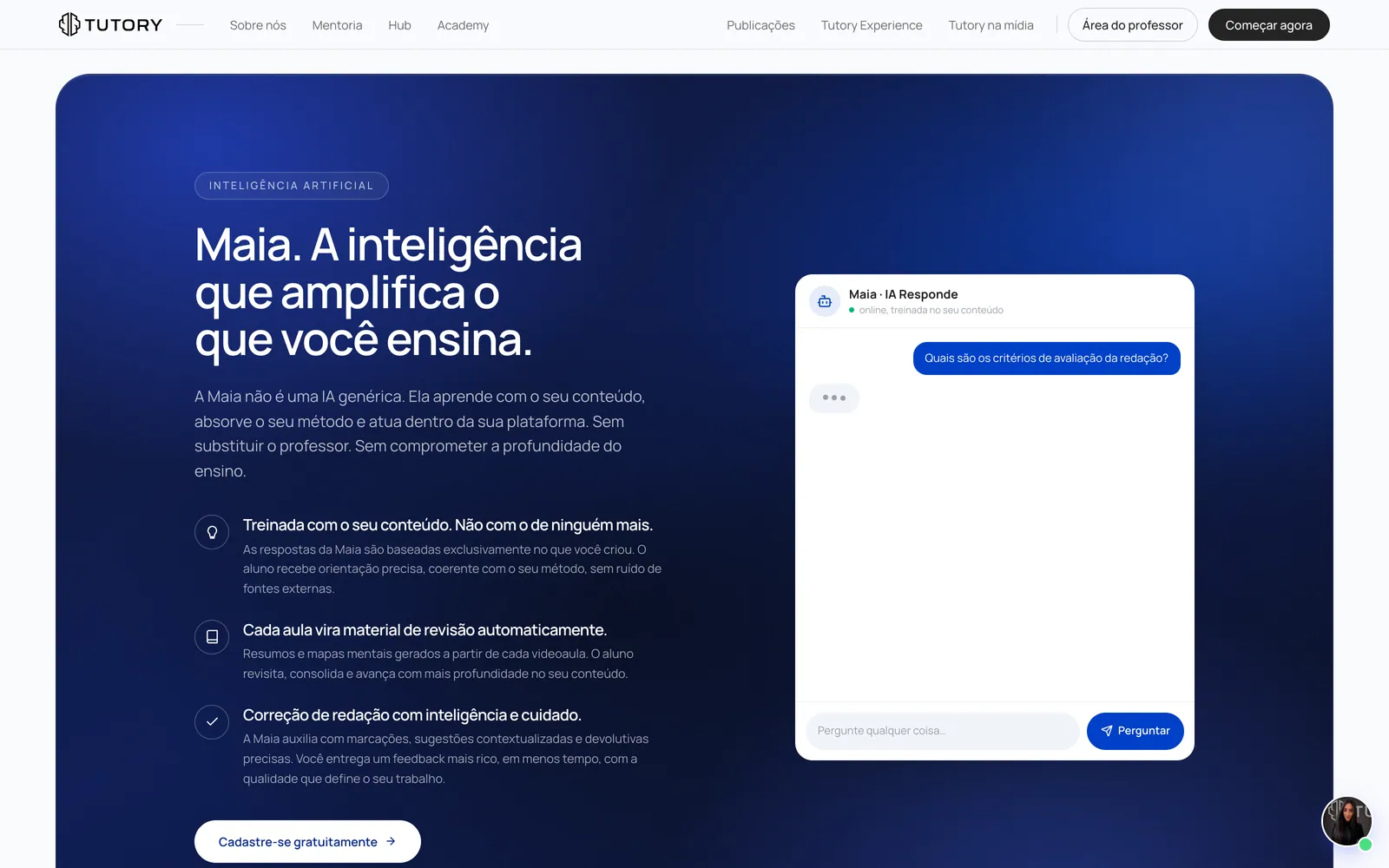 Seção Maia, a inteligência que amplifica o que você ensina, com um chat de IA animado